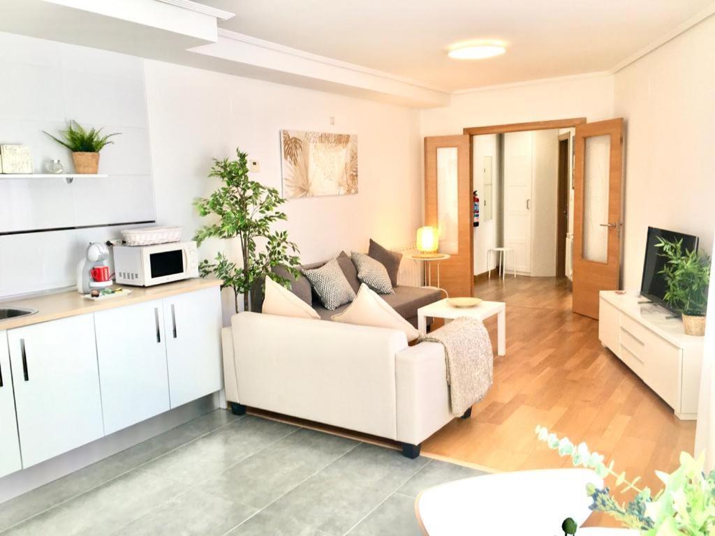 Apartamento 1 Centrico Garaje Wi-Fi Para Trabajar Lejlighed Castro Urdiales Eksteriør billede