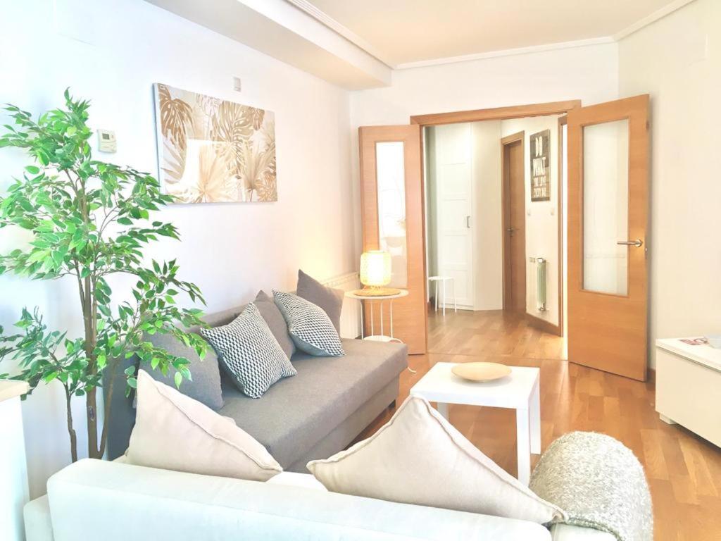 Apartamento 1 Centrico Garaje Wi-Fi Para Trabajar Lejlighed Castro Urdiales Eksteriør billede