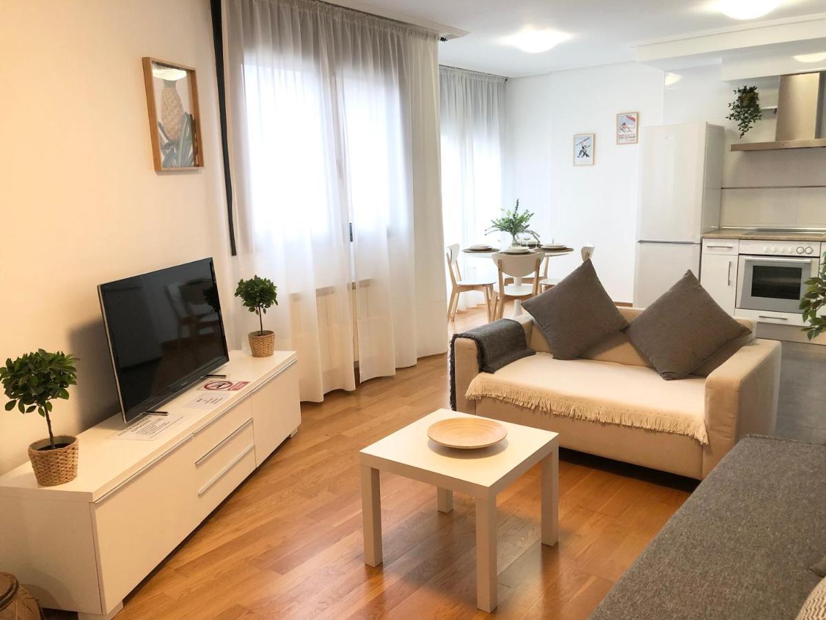 Apartamento 1 Centrico Garaje Wi-Fi Para Trabajar Lejlighed Castro Urdiales Eksteriør billede