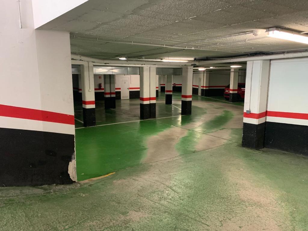 Apartamento 1 Centrico Garaje Wi-Fi Para Trabajar Lejlighed Castro Urdiales Eksteriør billede